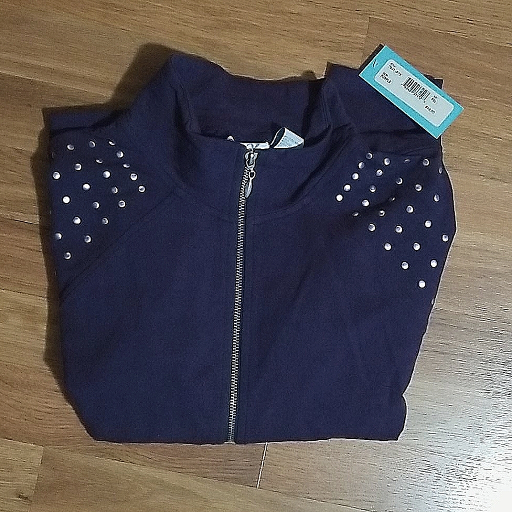 2 for $25 🎄 ACTIVE purple top.